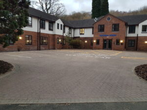 Commercial block paved driveway cleaning and resanding