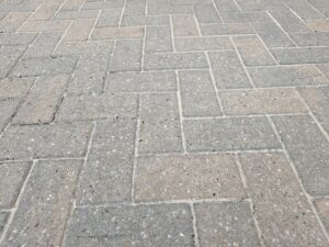 Block paved driveway cleaning